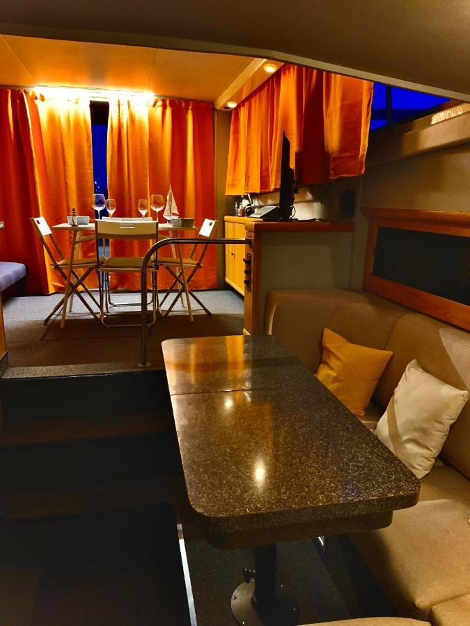 Готель Giorgia House Boat Палермо Екстер'єр фото